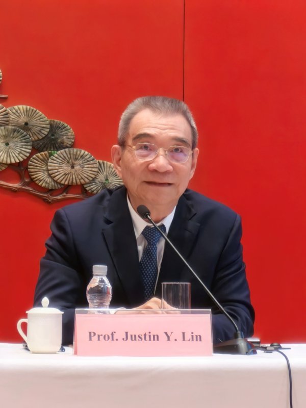 汇盈配资 林毅夫：中美经济确有脱钩风险，但“完全脱钩”可能性不大